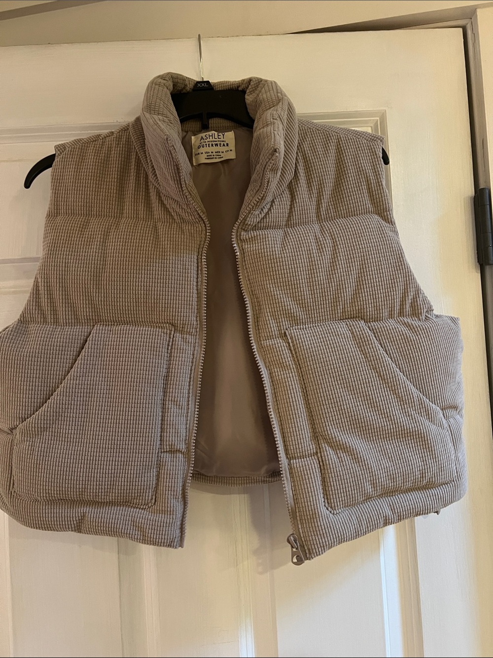 Women’s Beige Quilted Vest